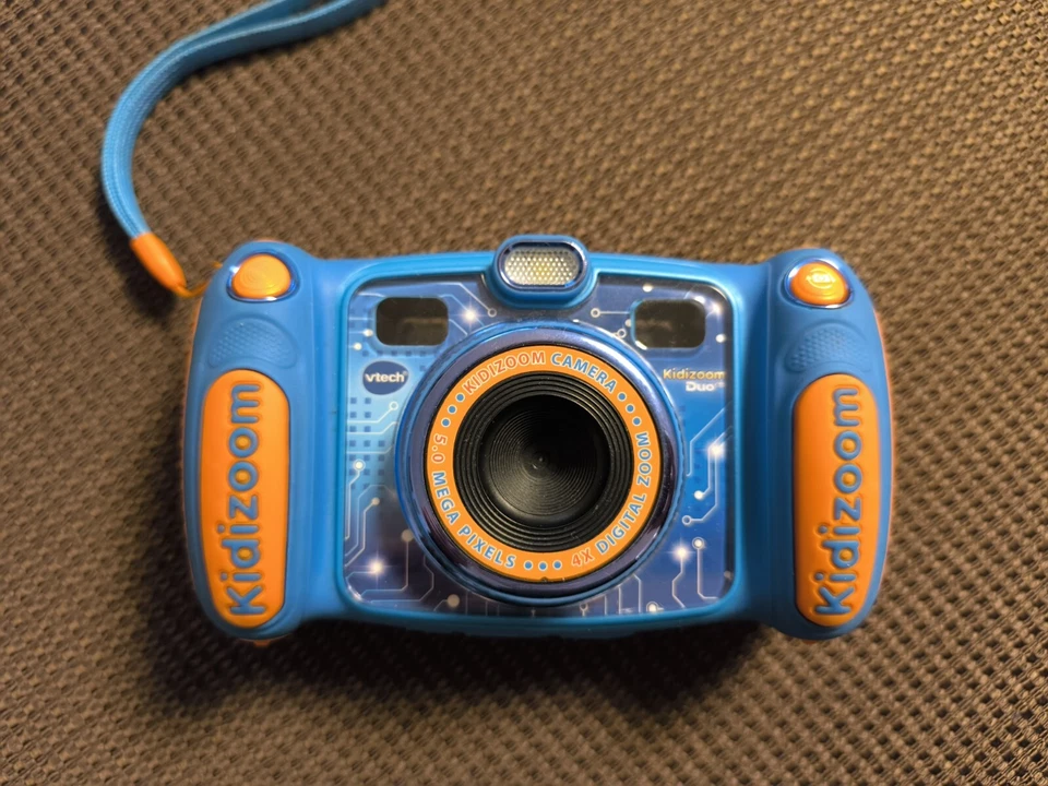 Vtech Tablet Storio Max 2.0 + Camera Kidizoom Duo + Kopfhörer+ 2 Spiele+ Zubehör - Bild 4 von 4