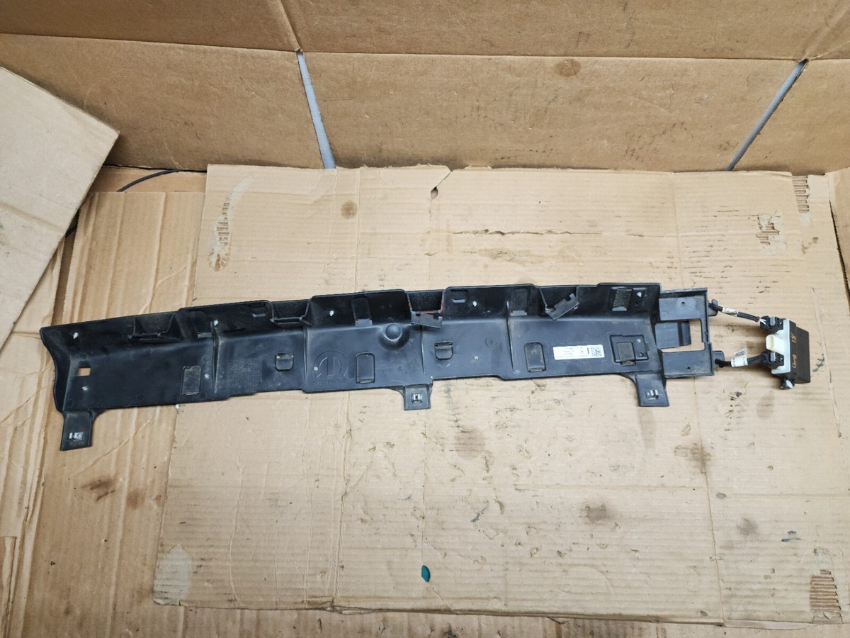 Mopar 2018-2023 Chrysler Pacifica Power Lift-Gate Hands Free Assy