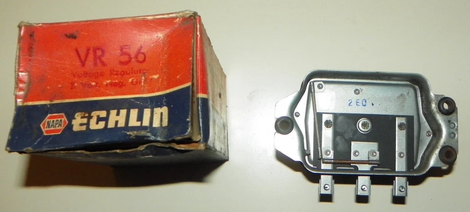 REGULADOR DE VOLTAJE NUEVO VR 56 BUICK CADILLAC CHEVROLET OLDSMOBILE PONTIAC 1940 'S Foto 3 de 3