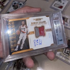 2017 NBA Damian Lillard Peerless Game Used Patch Auto Autograph Card 04/15 BGS 9