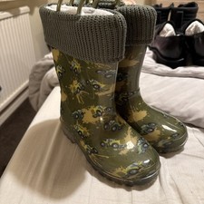 Boys Thermal Inner Welly Boots With Tractors Design Size 32. Uk 13. Brand New.