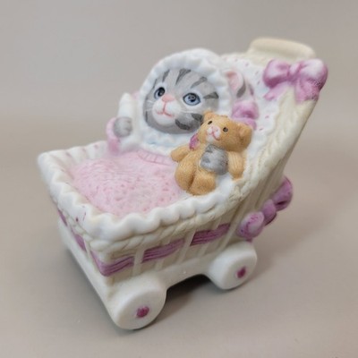 Vintage 1987 SCHMID Kitty Cucumber Shackman Baby Kitty in Basinet 3''