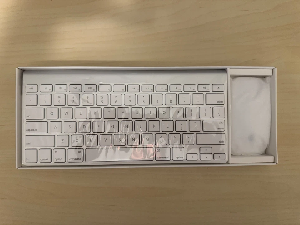 Apple Wireless Keyboard & Mouse Set • Model A1314 • New in Box • Never Used - Image 2 of 4