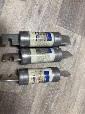 Mersen Ferraz Shawmut TR200R Time Delay Fuse Class RK5 200 Amps 250VAC