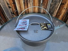 Vtg NOS Unmarked Lodge #12 CO D USA Cast Iron Pot Camp Dutch Oven 3 Footed Lid