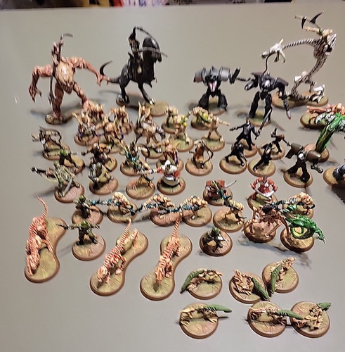 Huge lot Heroscape Figures Mixed lot See photos (one has flaw) NO Cards