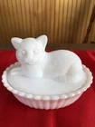 Vintage Westmoreland  Milk Glass Cat On Nest/Basket Candy Or Trinket Dish