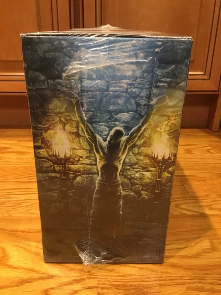 Mortal Kombat Kollector's Edition PS3 Scorpion + Sub Zero Bookends New/Sealed - Image 4 of 4