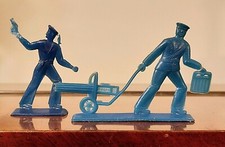 ORIGINAL SOVIET UNION 2 TOY SAILOR WW1 SOLDIERS PLASTIC USSR 1970s CCCP RUSSIA
