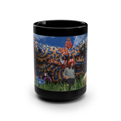 Jellyfish Bellybutton Black Mug 15oz