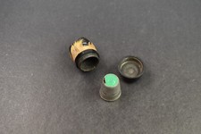 antiker Fingerhutbeh&auml;lter und Fingerhut Silber, Bakelite, Fell um 1920