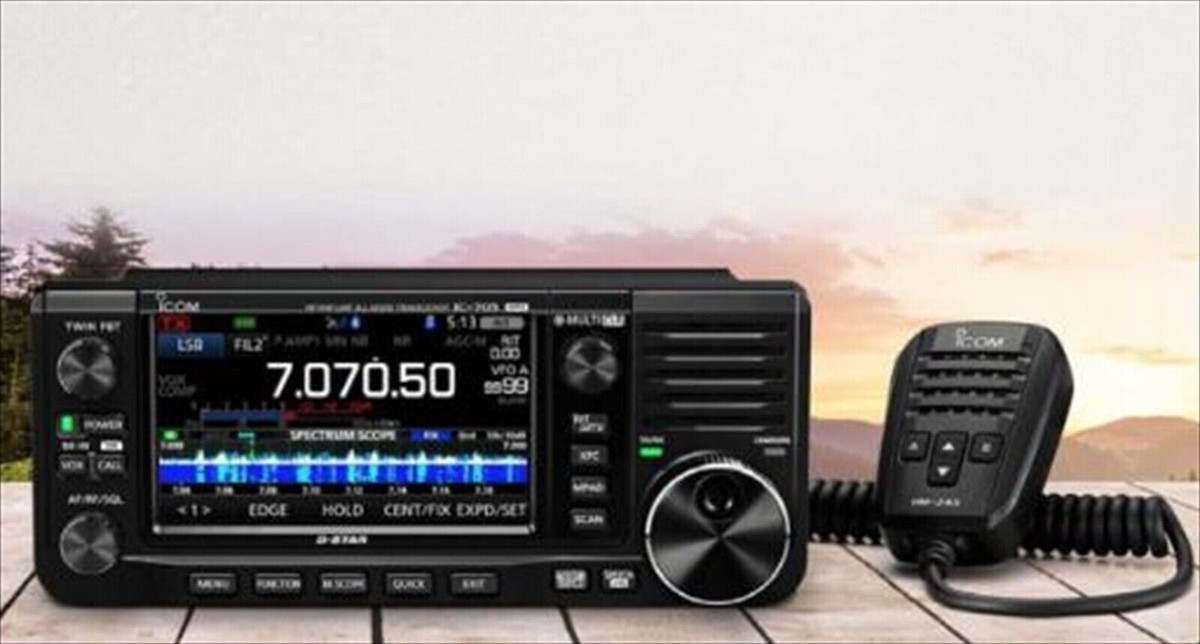 Icom IC-705 HF/VHF/UHF Ham Radio SSB/CW/RTTY/AM/FM/DV Icom IC-705 HF/VHF/UHF Ham Radio SSB/CW/RTTY/AM/FM/DV