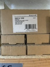 Honeywell Subbase Q651A 1009 for use with T4051 & T6051 (lot of 3) NEW