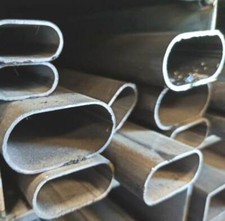 barra in ferro grezzo profilo tubo ovale da 30x15x1,5 mm lunghezza 2 metri