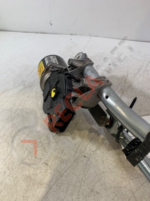Peugeot 108 Front Wiper Motor With Linkage 142660760 for sale  