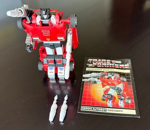 Vintage Transformers G1 1984 Autobot Sideswipe Action Figure READ