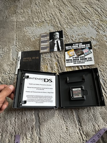 Hotel Dusk: Room 215 (Nintendo DS, 2007) Cib Complete Tested And Working Clean - Picture 3 of 5