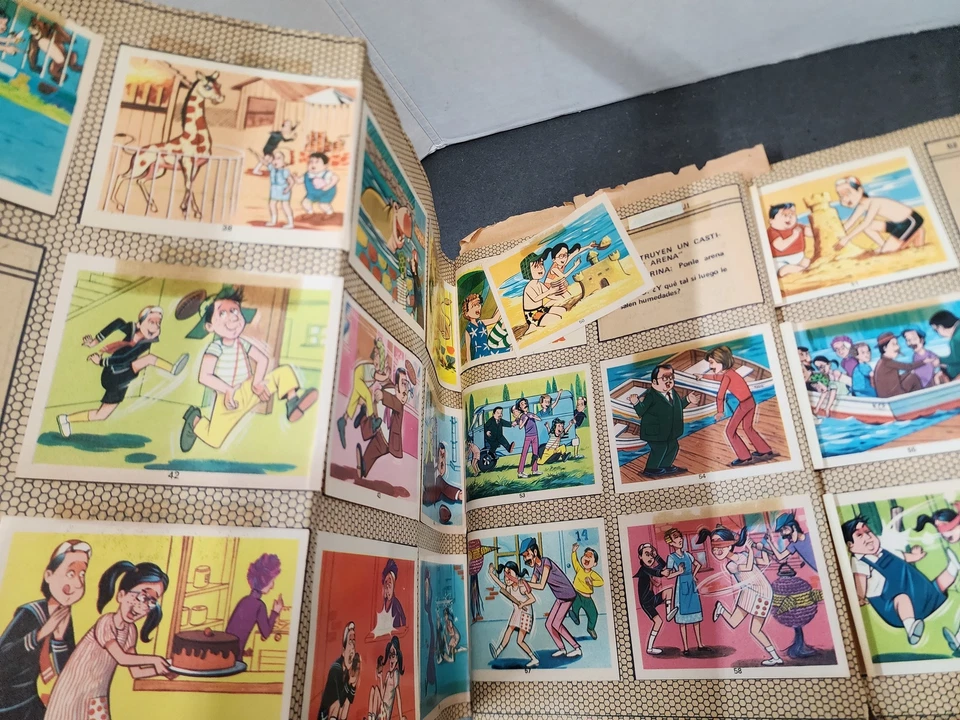 Álbum de pegatinas de tarjetas Chespirito colección EL CHAVO El Chapulin Colorado Foto 2 de 4