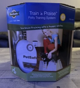 PetSafe Train N Praise Puppy Dog Potty Training System PDT00-13649 New In Box