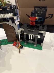 Vintage LEGO Castle Set 6059 Knight's Stronghold 100% Complete with Instructions