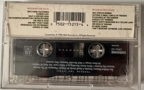 THE WAR IS OVER BEST OF PHIL OCHS Cassette Tape PLAY TESTED / SOUNDS GREAT! - Picture 6 of 6