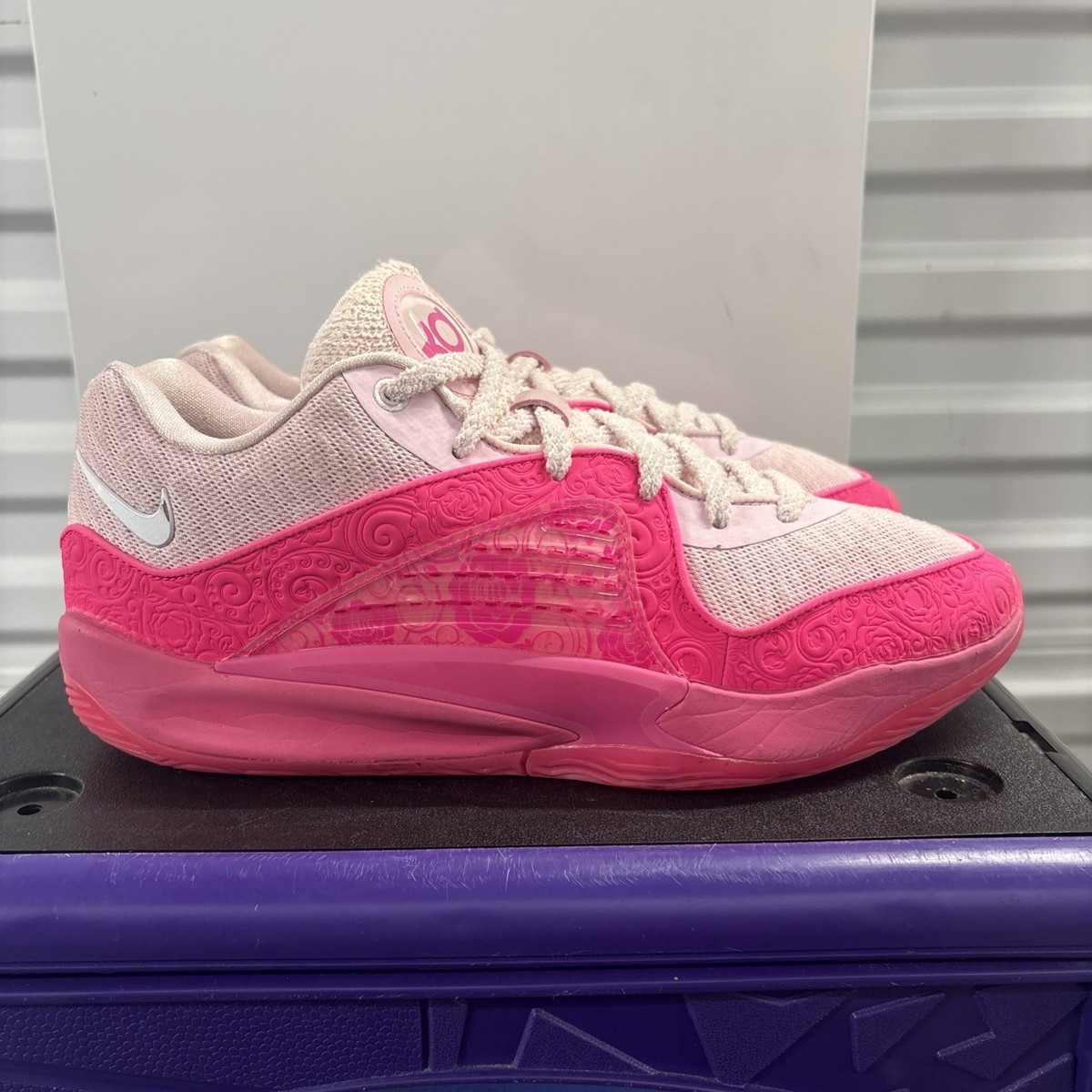 Nike KD 16 Aunt Peals Size 9.5 FQ9216-600