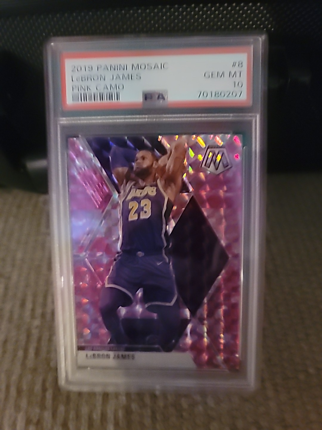 2019 Panini Mosaic LeBron James #8 Pink Camo PSA 10