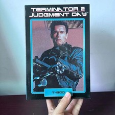 NECA Terminator 2: Judgment Day T-800 Arnold Schwarzenegger Action Figure 7"