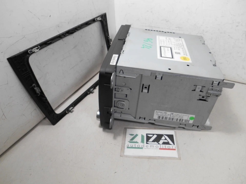 Autoradio CD-Player VW Golf VI 2009 1K0035186AA - Bild 3 von 4