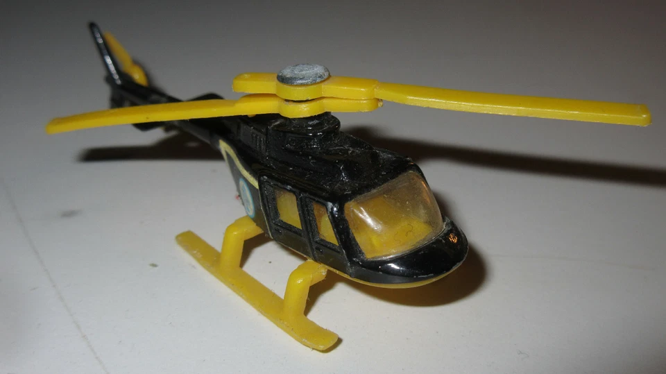 Corgi Juniors - # 3 James Bond Stromberg's jet ranger - 1:72 - 1976 - Vintage - Immagine 4 di 4