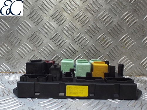 2002-2005 RANGE ROVER L322 FUSE BOX (REF 6) YQE000350 - Picture 2 of 3