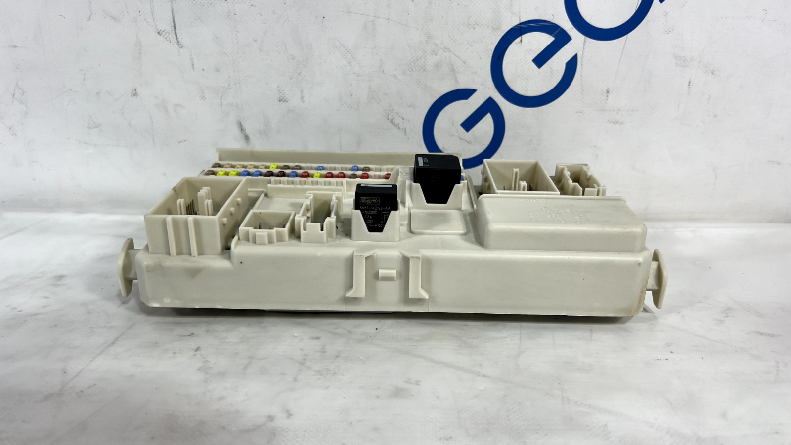 ASTON MARTIN V8 VANTAGE FUSE RELAY JUNCTION BOX BLOCK OEM 2007 - 2011 🔵