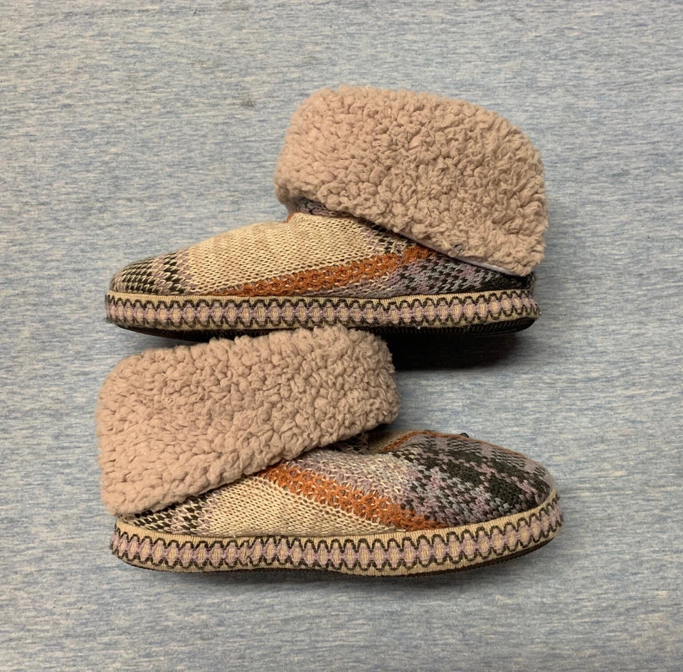 Sapato Muk Luks The Original Feminino Grande 9-10 Casa Botas Chinelos Xadrez - Imagem 4 de 4