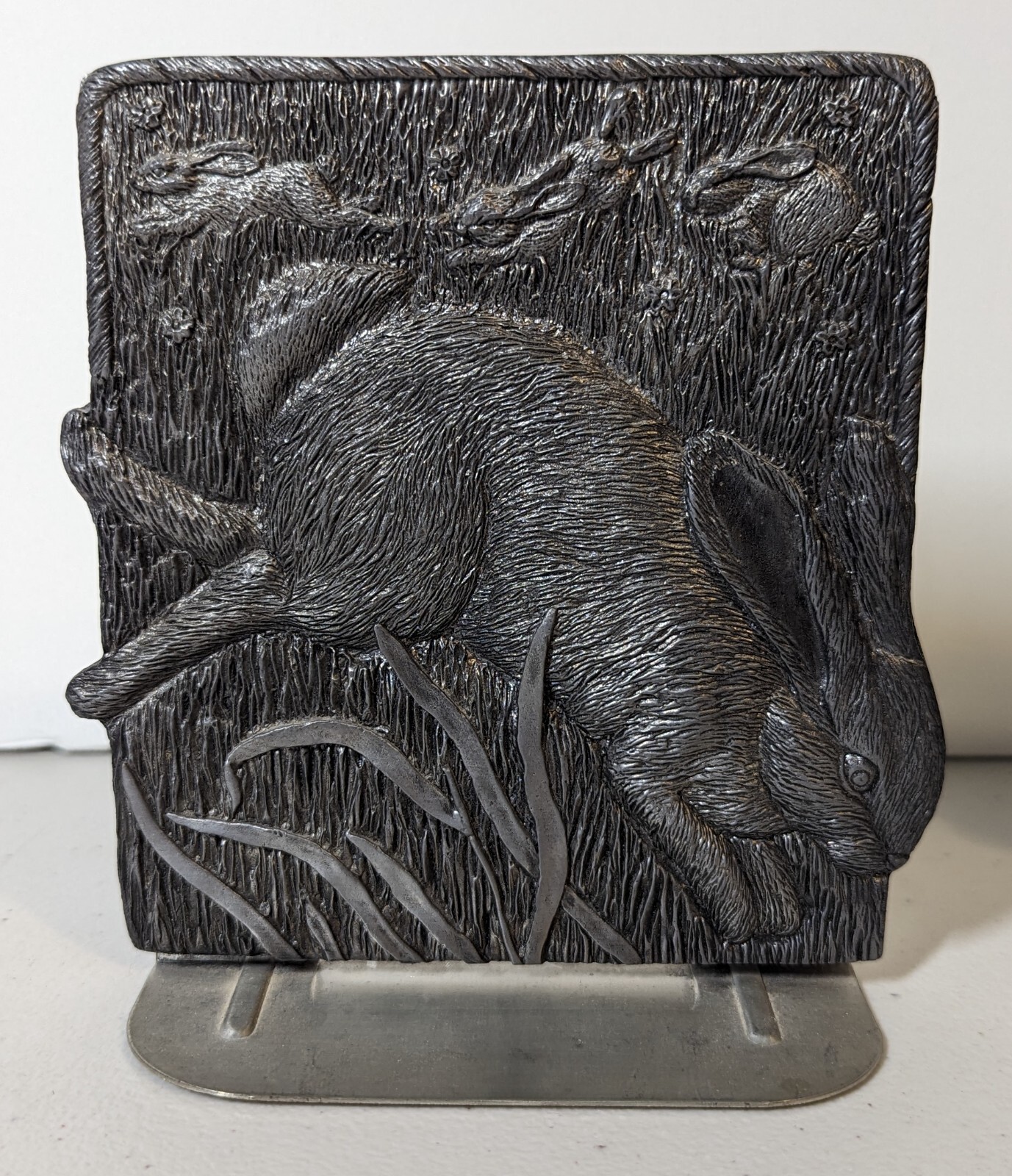 Vintage METZKE Rabbit Pewter Bookends Made in USA 1991 6" Tall