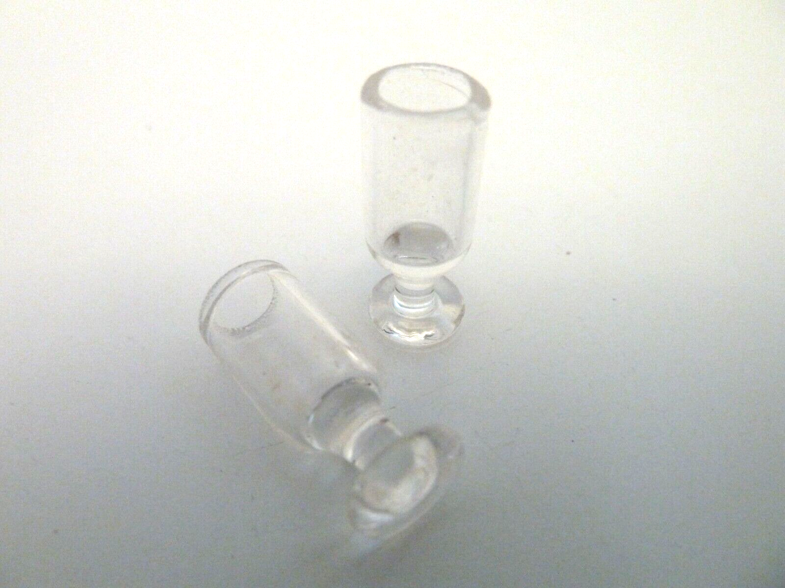 Dolls House Wine Glasses x 2 Kitchen Pub Glassware Miniature 1:12th Scale (D)