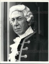 1984 Press Photo Jose Ferrer in a scene from 
