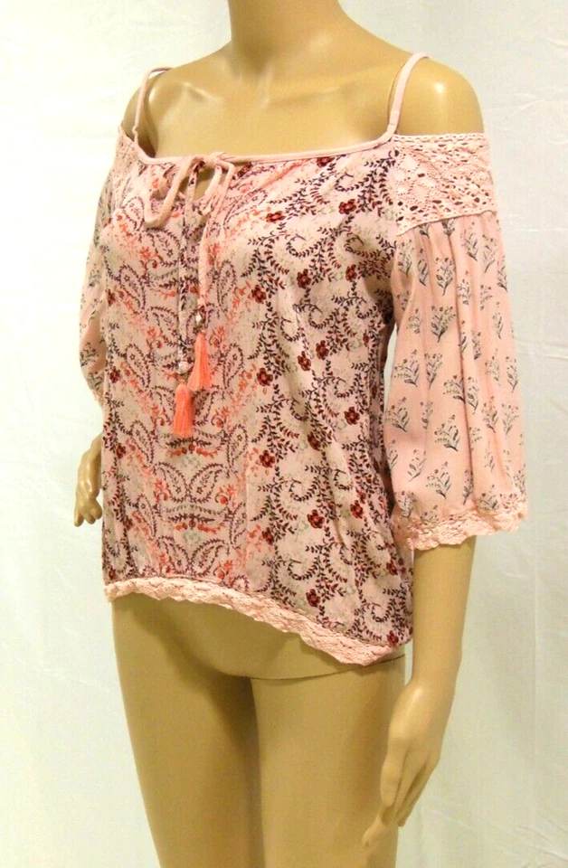 Blusa Angie Preciosa Floral Hombro Frío Crochet Encaje Campesino Top Mujeres S Usada en Excelente Condición Foto 3 de 4