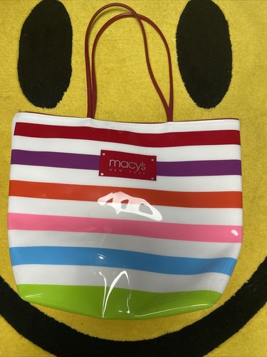 Macy’s New York Stripe Tote Bag Zip Up - Picture 2 of 9