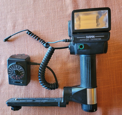   Sunpak Auto 522 Thyristor Electronic Flash   Vintage Camera Speedlight GB63