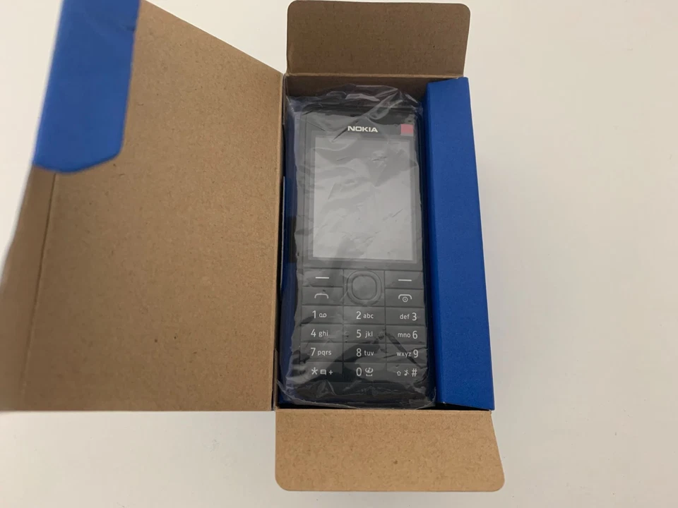 BRAND NEW NOKIA 301 - UNLOCKED - BLUETOOTH - 3.2MP CAMERA - 3G - FM RADIO - Image 3 of 4