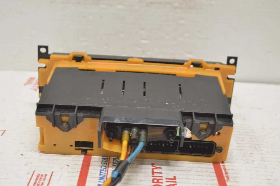 Unidad de control de clima 98-02 Lincoln Town Car calefacción temperatura aire acondicionado climatización CI68#012 Foto 2 de 4