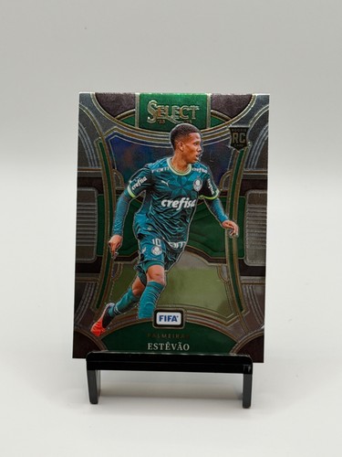 Estevao #157 2023 Panini Select FIFA card