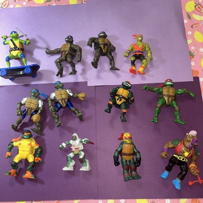 Teenage Mutant Ninja Turtles  Toy Figures Loose Lot,  12 pieces 