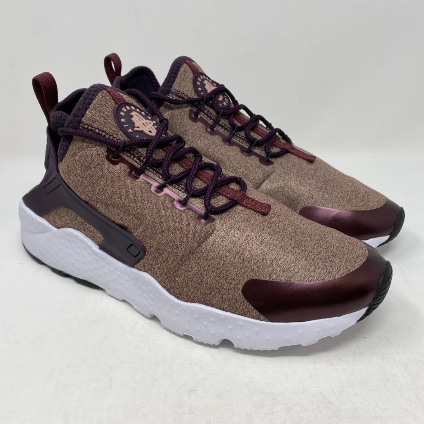 nike air huarache solar red