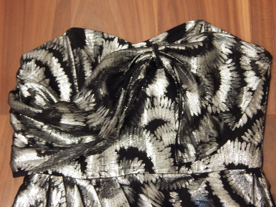 Mini vestido de cóctel de seda sin tirantes negro y plateado para mujer ASOS EE. UU. 2 UK 6 Foto 2 de 4