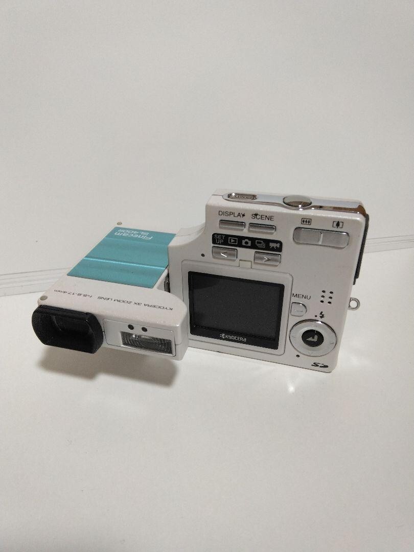 KYOCERA Finecam SL400R ブルー Kyocera Finecam SL400R 4.0MP Digital Camera Sky Blue w/Case