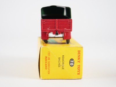 DINKY TOYS 70 / 810 - Remorque bâchée 4 roues, avec boîte d'origine DINKY TOYS 70 / 810 - Remorque bâchée 4 roues, avec boîte d'origine