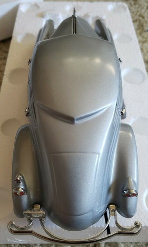 Danbury Mint 1933 Pierce Silver Arrow 1:24 Scale Free Shipping - Picture 9 of 12