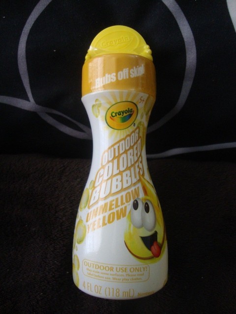 CRAYOLA OUTDOOR COLORED BUBBLES~UNMELLOW YELLOW~4 fl oz~AGES 5+~NEW IN