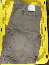 Cargo Shorts Big & Tall 11” Inseam Men’s Sizes new with tags Goodfellow & Co.